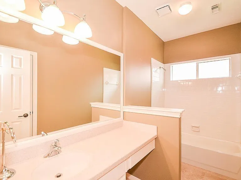 46 Grants Lake Cir — Photo 27