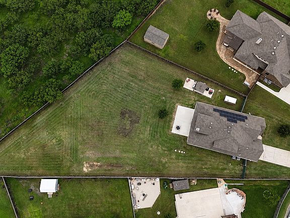 3rd image of 6014 DEWDROP LN