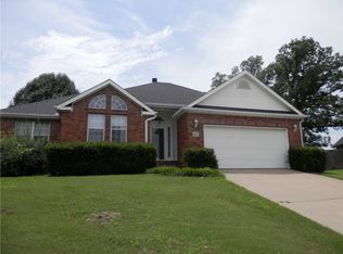 3311 Woodbridge Rd, Springdale, AR 72762