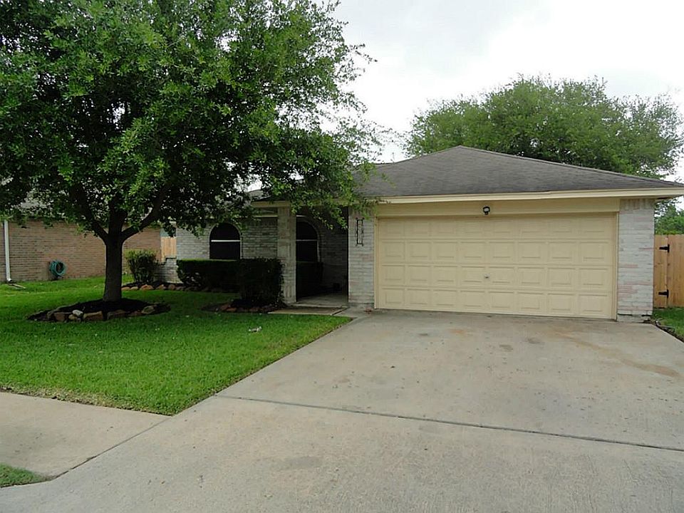 1st image of 14702 Plains River Dr