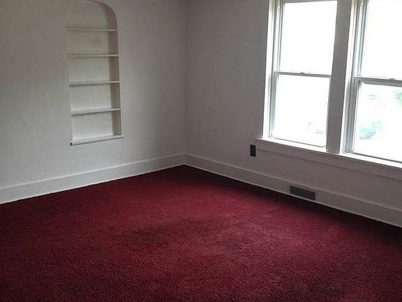 5th image of 1038 Madison Ave SE #2
