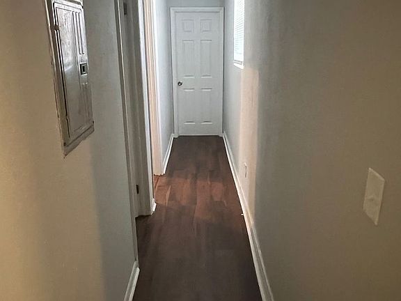 4th image of 1529 Mount Herman St
