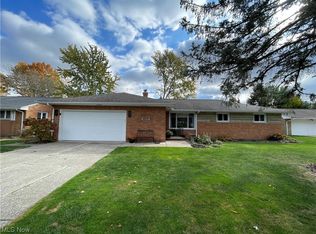4319 Parklawn Dr, Willoughby, OH