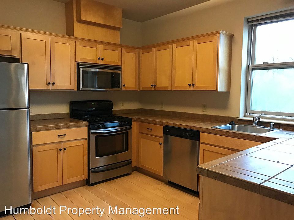 670arca 670 9th St Arcata CA Zillow