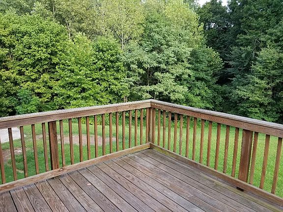 4th image of 927 Sugarcane Way