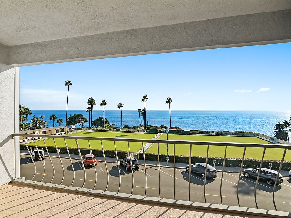 1st image of 484 Cliff Dr APT 15