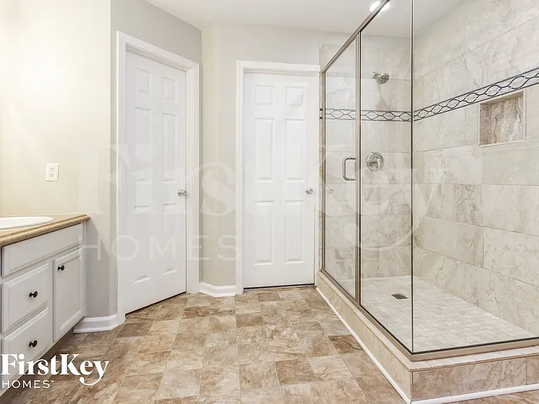 4700 Cork Ct — Photo 8