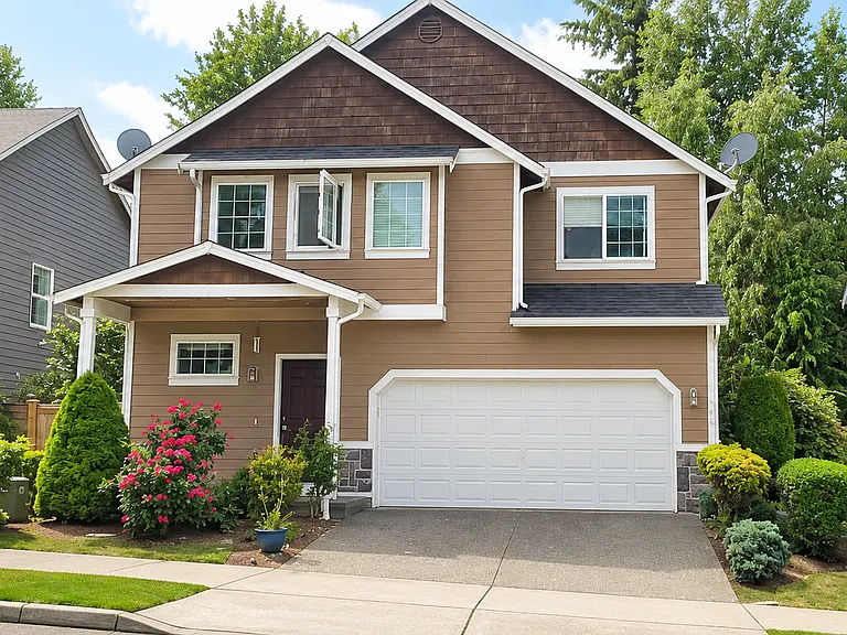 2422 Stafford Way — Photo 2