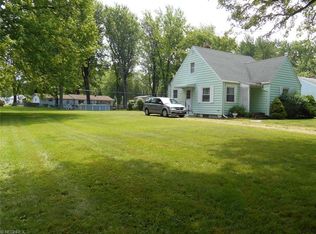 1200 Elk Dr, Ashtabula, OH 44004