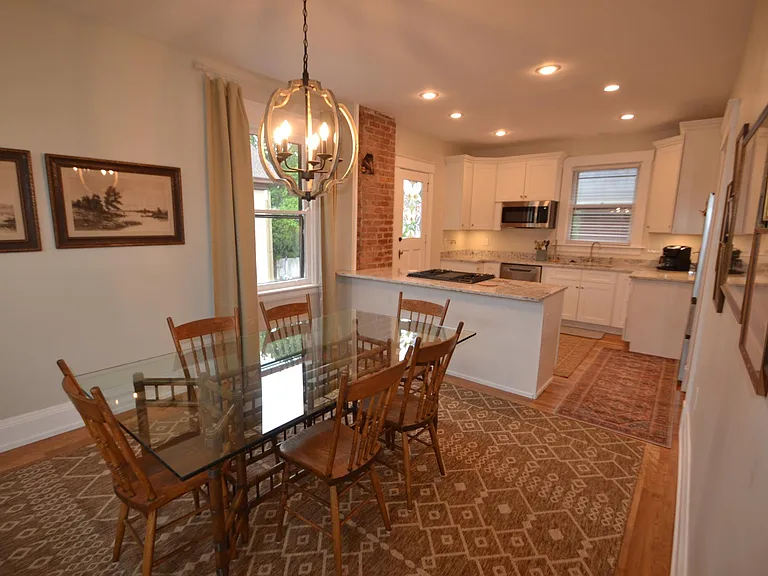 3901 Elsmere Ave #2 — Photo 1
