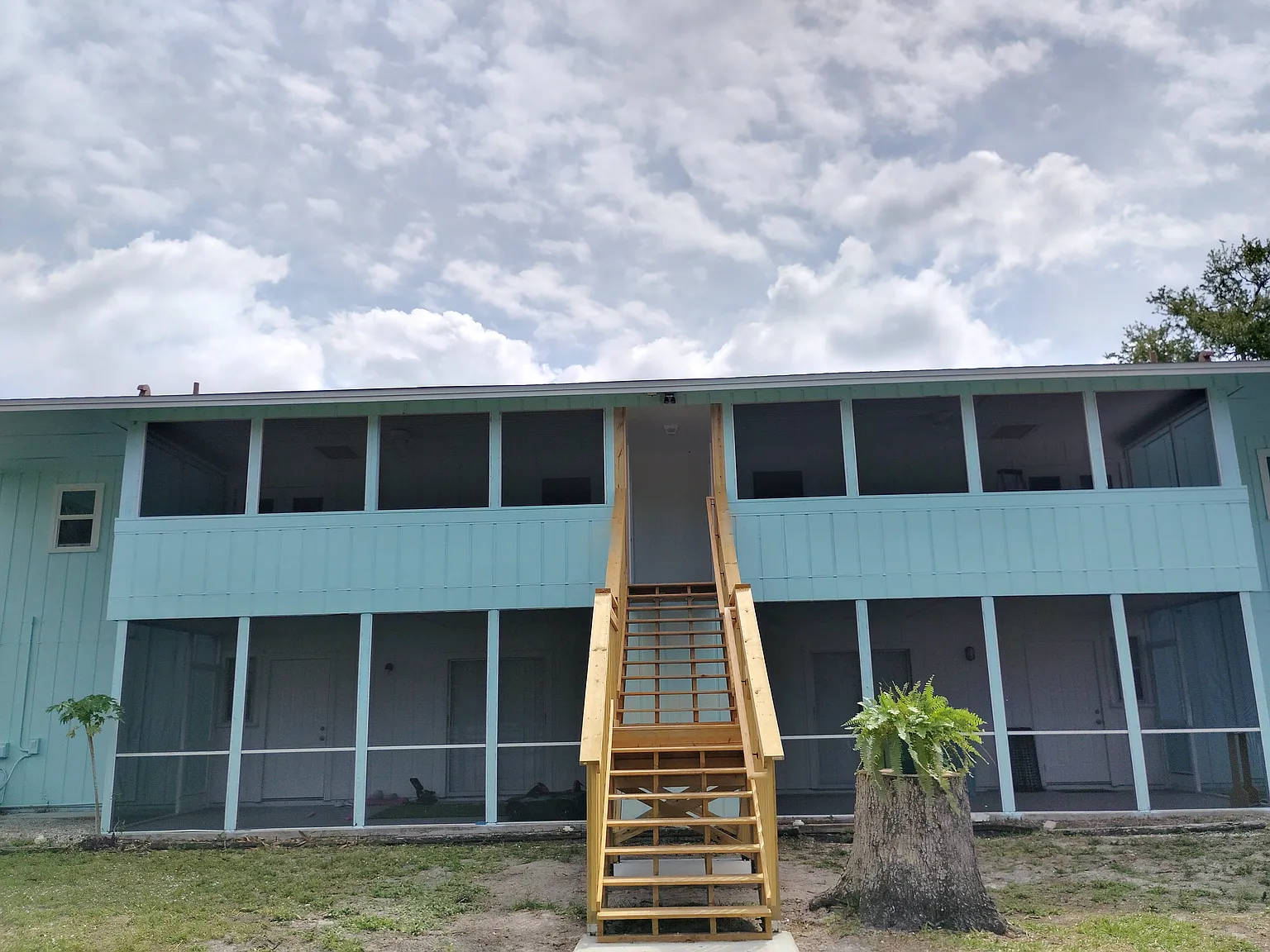 2 bed, 1000 sqft, $1,850 — Photo 2