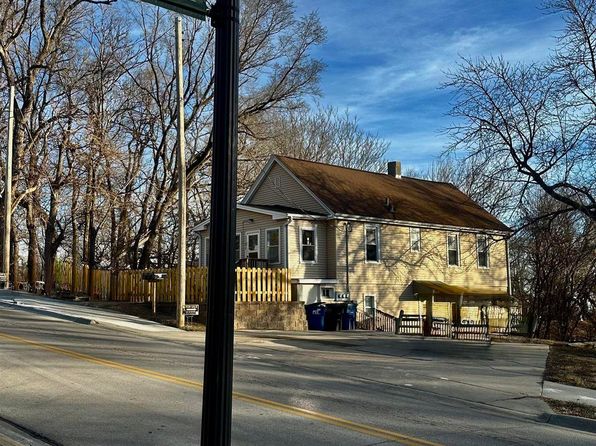 omaha-nebraska-442098574 picture