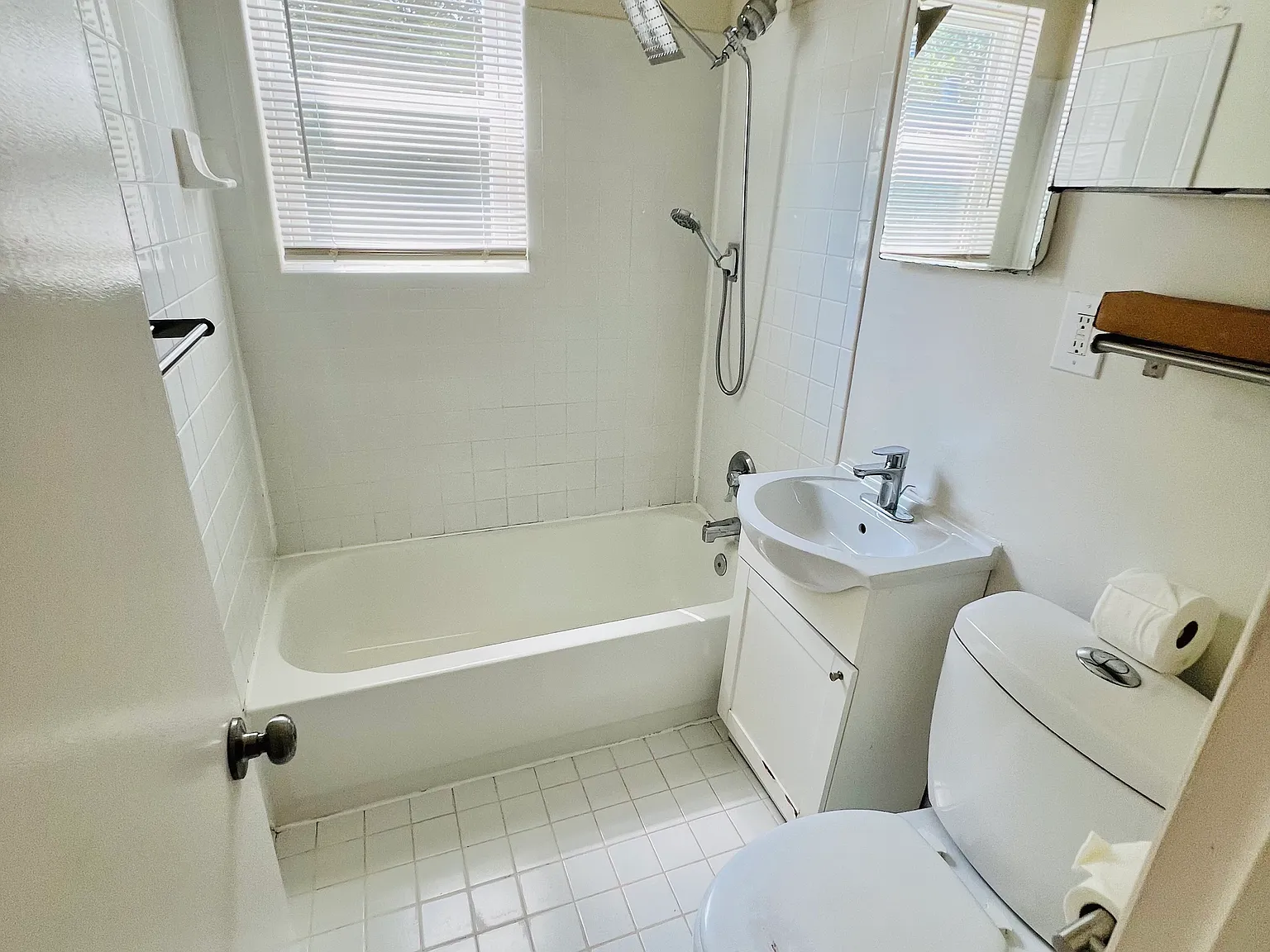 1117 N Kenilworth St — Photo 4