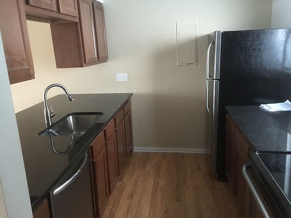 4th image of 11238 S Cottonwood Dr #10