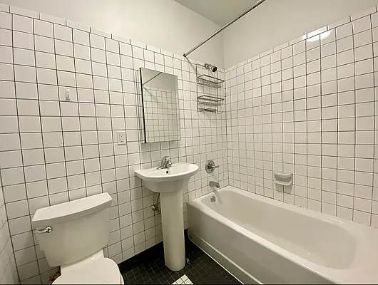 Rented by Hagstrom Management Inc | media 25