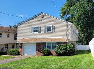 870 Simons Ave, Bensalem, PA 19020