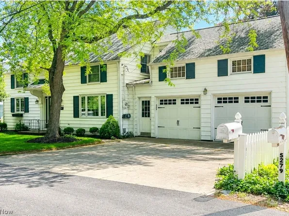 5267 Portage Dr, Vermilion, OH 44089