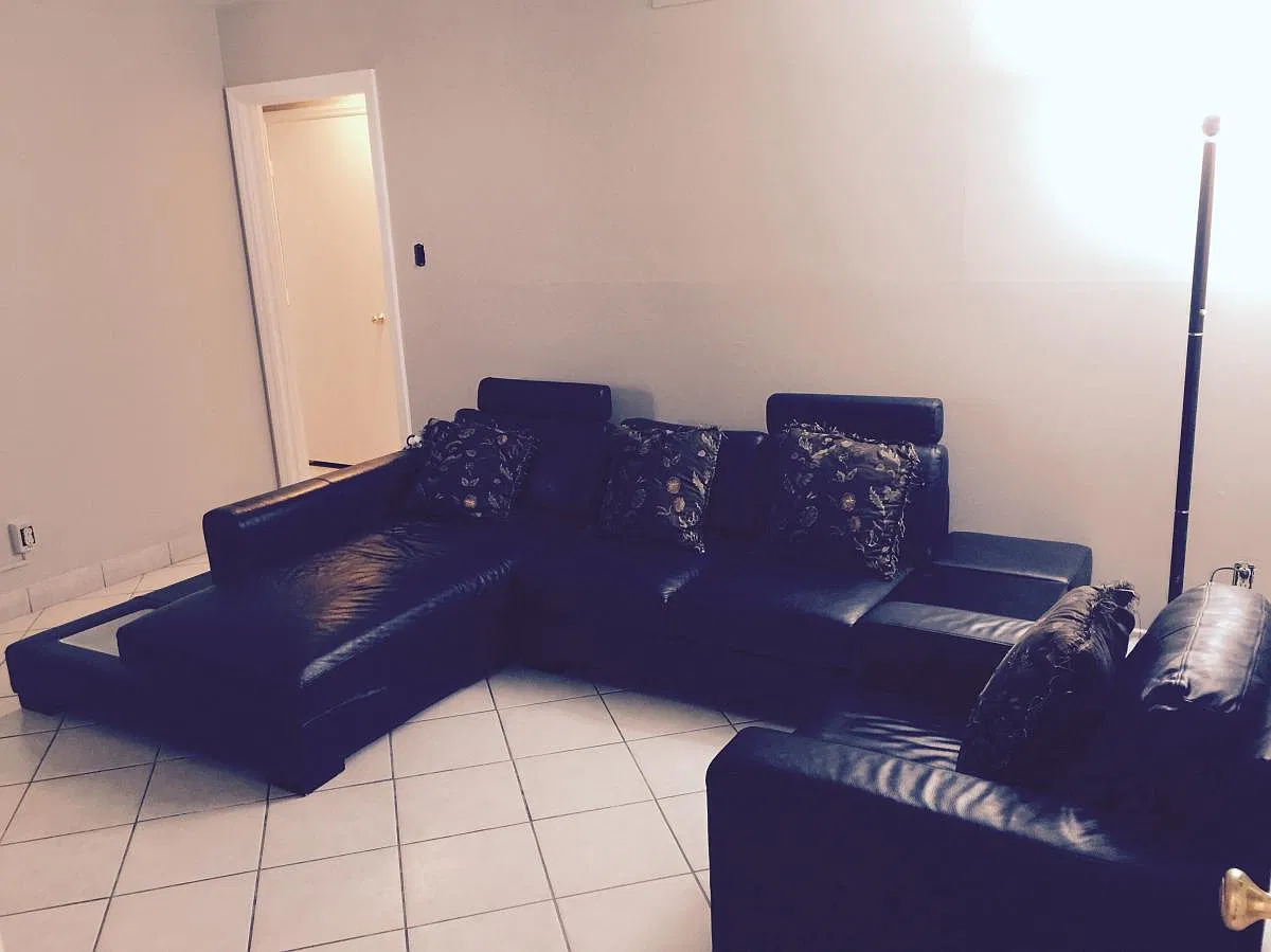 2 bed, 900 sqft, $1,500 — Photo 2
