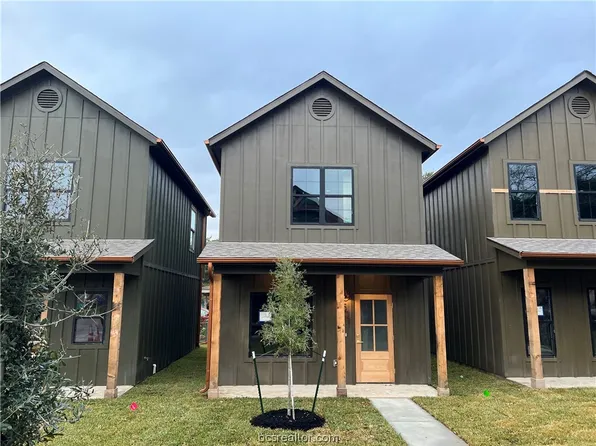 302 W 31st St, Bryan, TX 77803