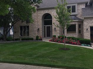 932 Mortonsberry Dr, Naperville, IL 60540