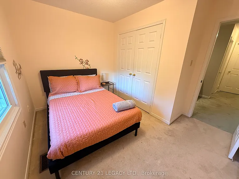 134 Provincial Pl — Photo 14