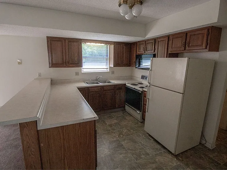 3600 Hermitage Rd — Photo 6