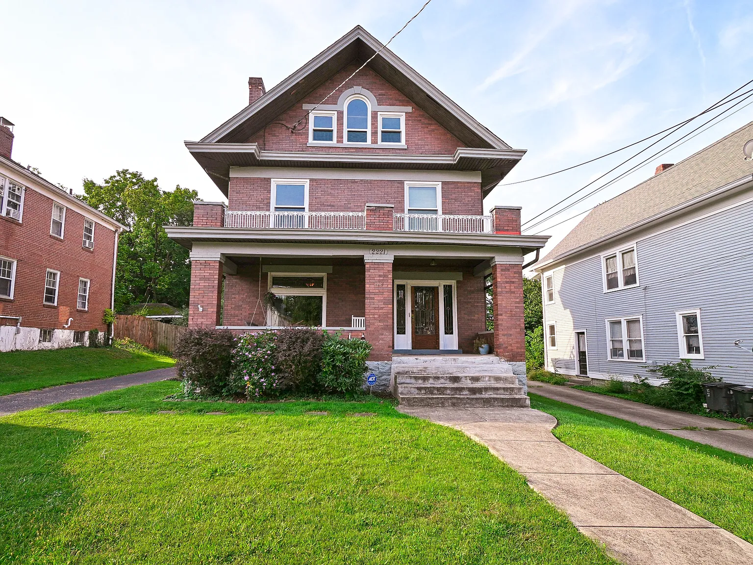 2221 Feldman Avenue - 1 — Photo 1