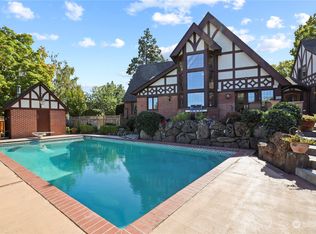 6 Gilbert Dr, Yakima, WA