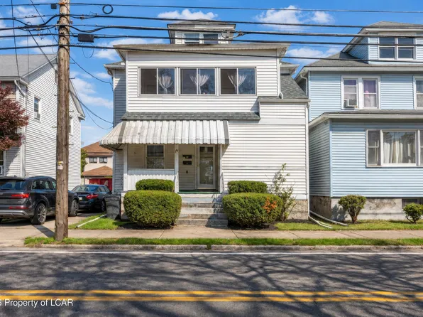 14 E Saint Marys Rd, Wilkes Barre, PA 18706