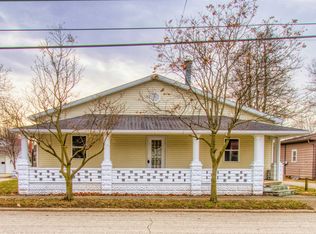 213 E Walnut St, Akron, IN 46910