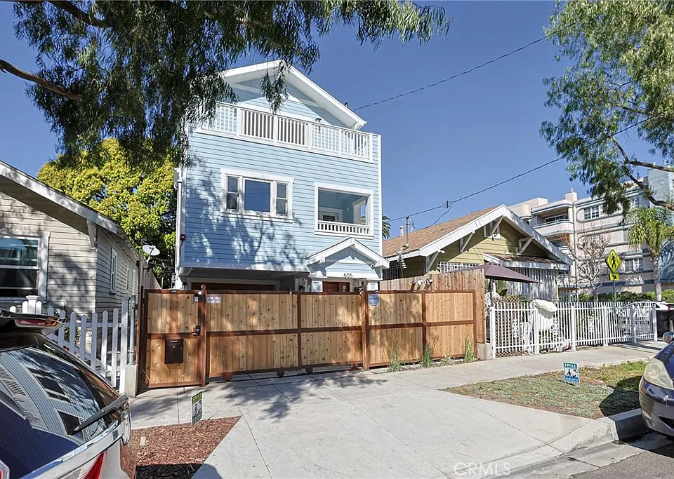 605 W 4th St