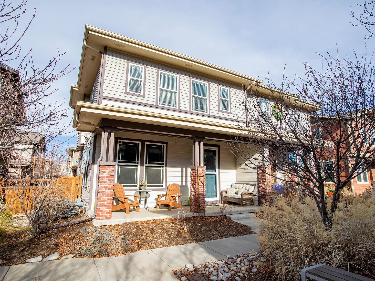 3 bed, 1712 sqft, $3,400 — Photo 2