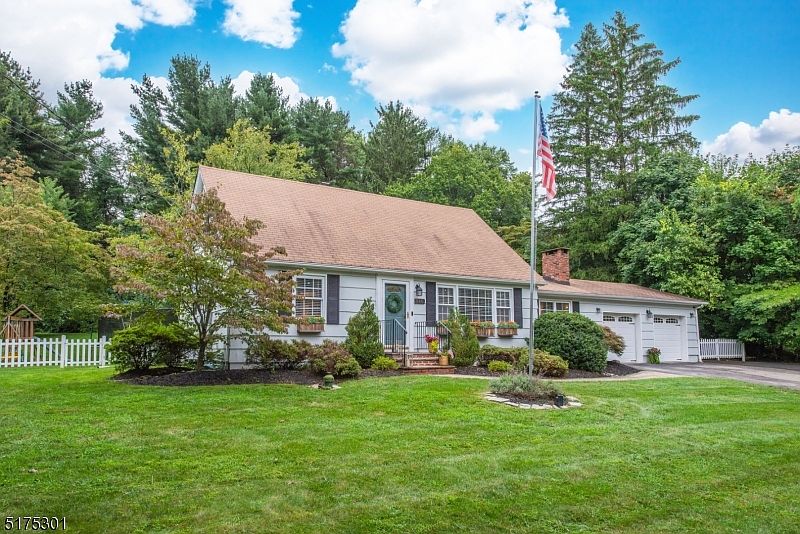 110 Oakdale Rd, Chester, NJ 07930 Zillow