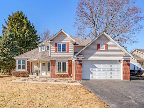 671 Lasalle Dr, Somonauk, IL 60552