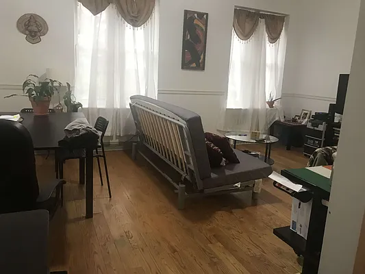 Rented by Mdays Realty | media 25