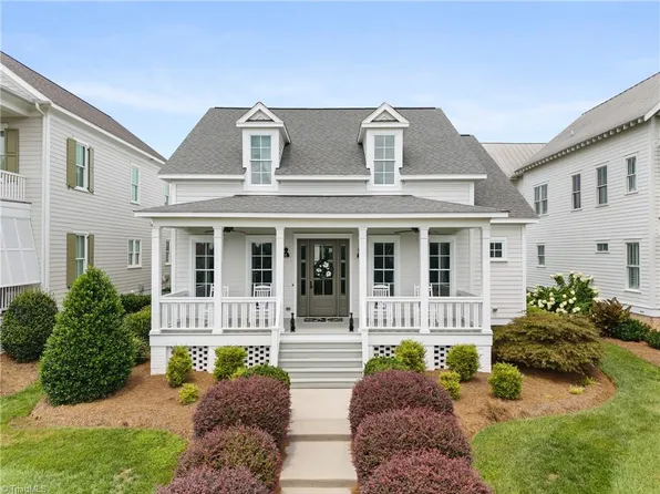 1429 Stable Bend Ln, Winston Salem, NC 27106