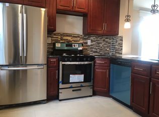 987 E 95th St, Brooklyn, NY 11236