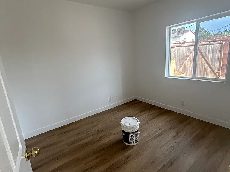 2225 Olive Ave #B — Photo 2