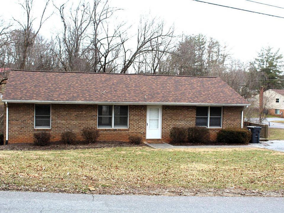 1st image of 2003 Woodhaven Dr