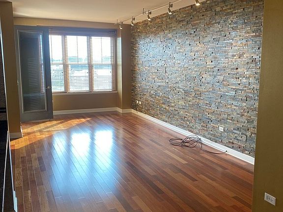 5th image of 300 Anthony Ave Unit 603