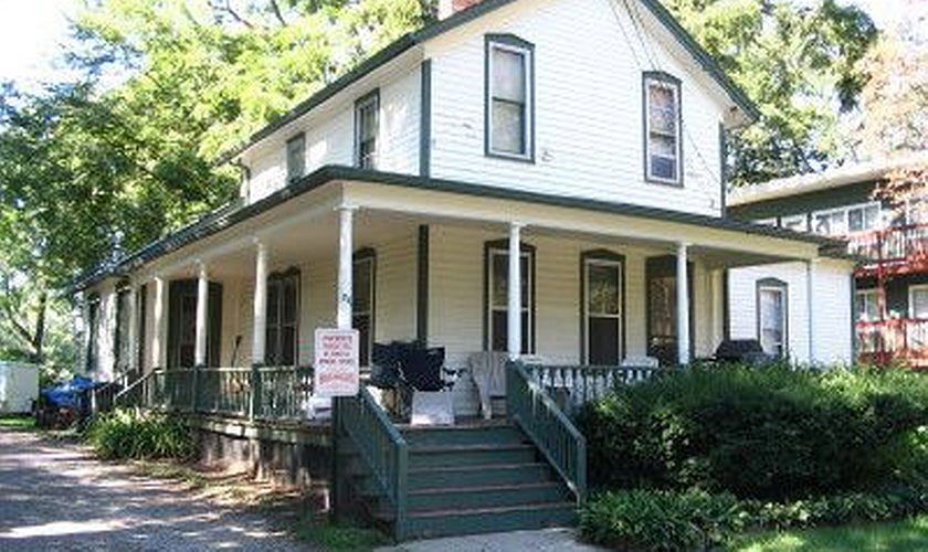 1st image of 743 Miller Ave