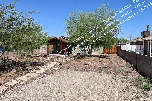 3809 N 9th St Photo 1