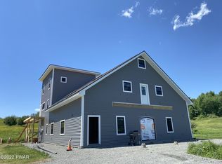 55 Church Rd, Damascus, PA 18415