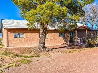 3760 W Valley View Ln, Willcox, AZ 85643