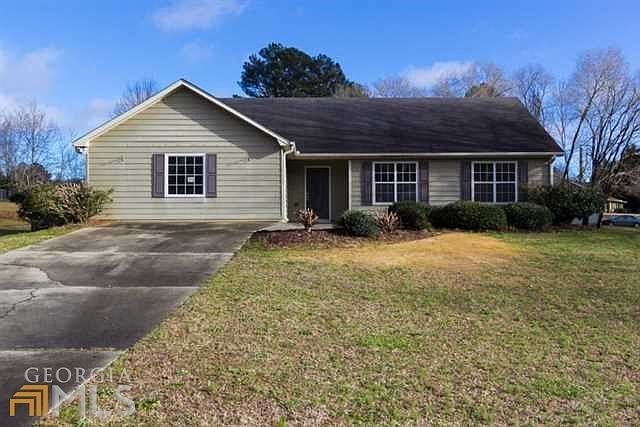 1st image of 3102 Old Oak Dr