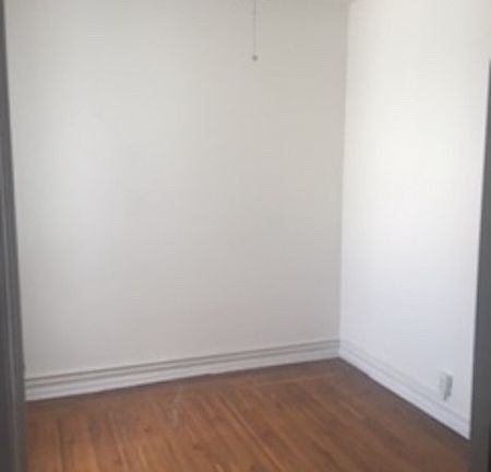 2nd image of 14 Prospect Park #41