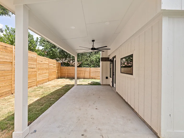 8708 Cretys Cv — Photo 48