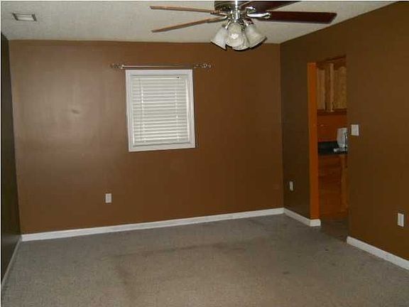 2nd image of 220 Flamingo Dr