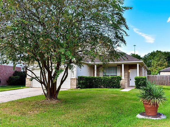 2nd image of 1006 Addison Park Ln