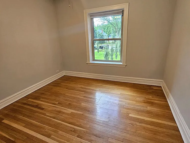 2247 Ridge Ave — Photo 18